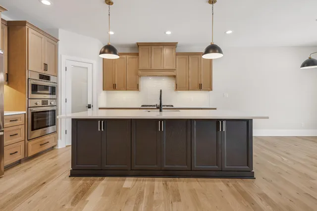 $859,900 | 12984 Spirea Avenue, St. John, IN 46373