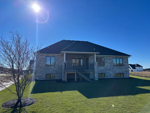 $859,900 | 12984 Spirea Avenue, St. John, IN 46373