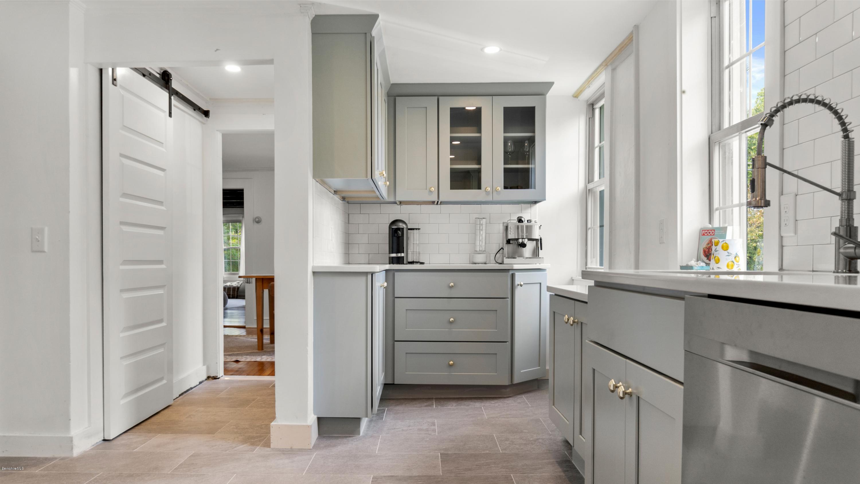 11 Stockbridge Road West Stockbridge, MA 01266 - Photo 2 of 18 Kitchen