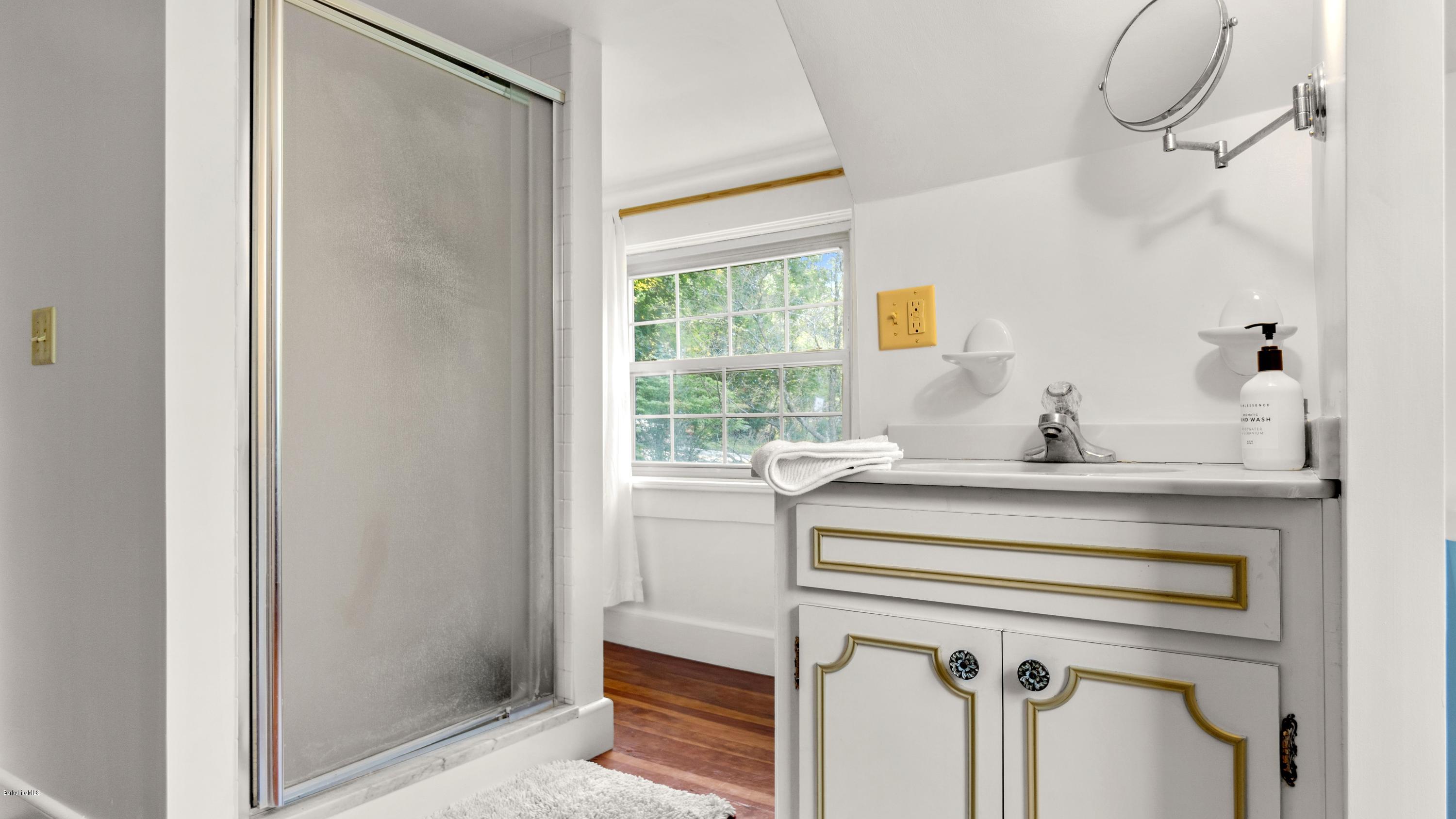 11 Stockbridge Road West Stockbridge, MA 01266 - Photo 11 of 18 Upstairs full bath