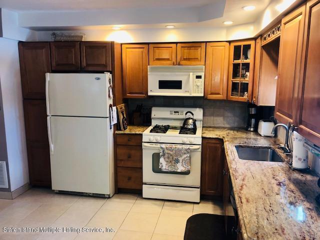 17 Middle Loop Road Staten Island, NY 10308 - Photo 10 of 35 IMG_7707