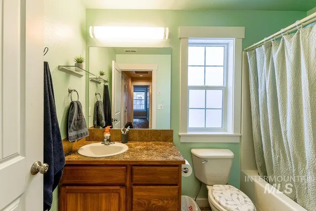 $379,500 | 617 Britton Lane, Moscow, ID 83843