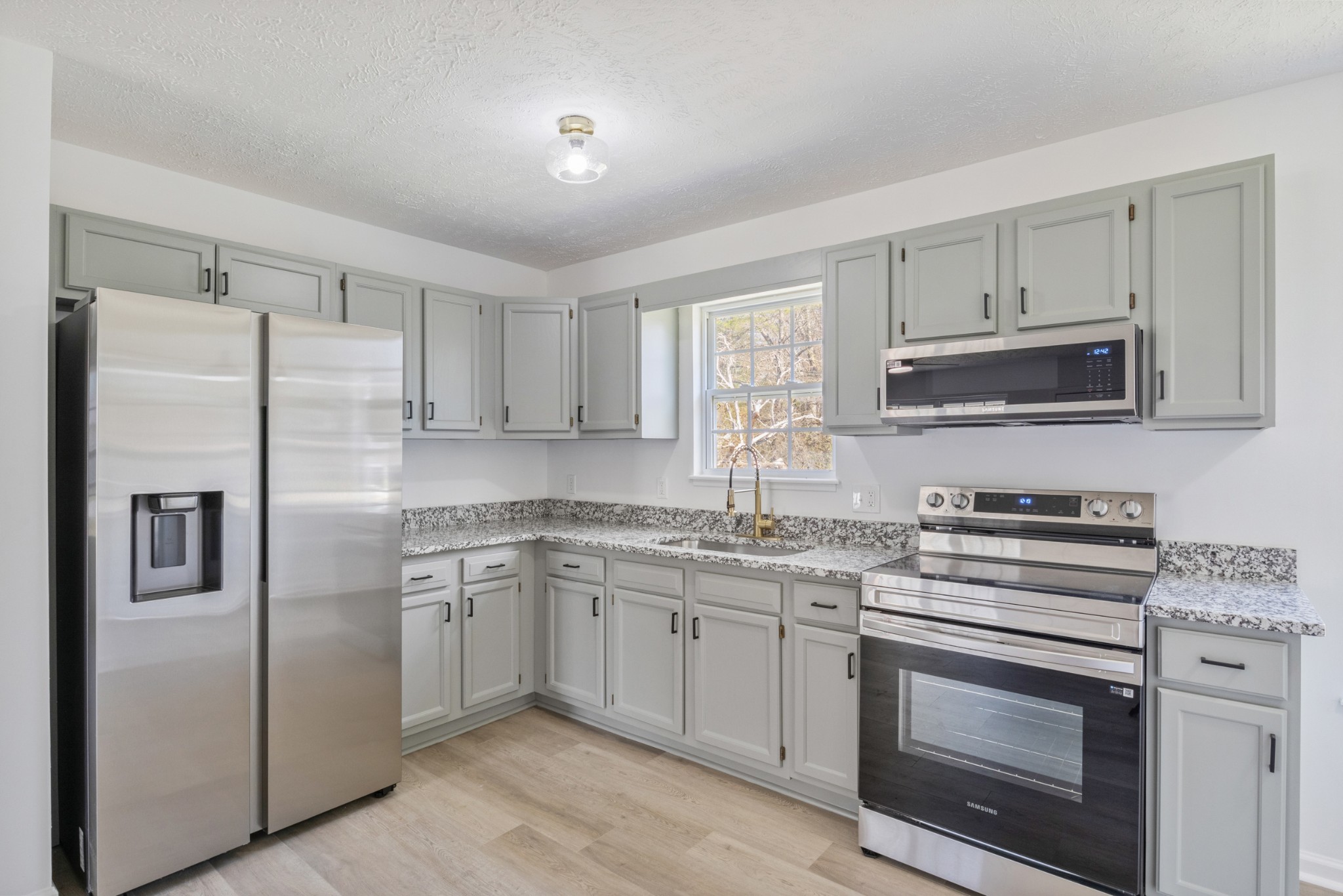 813 Lowry Street Manchester, TN 37355 - Photo 10 of 21 Gallery Image 10
