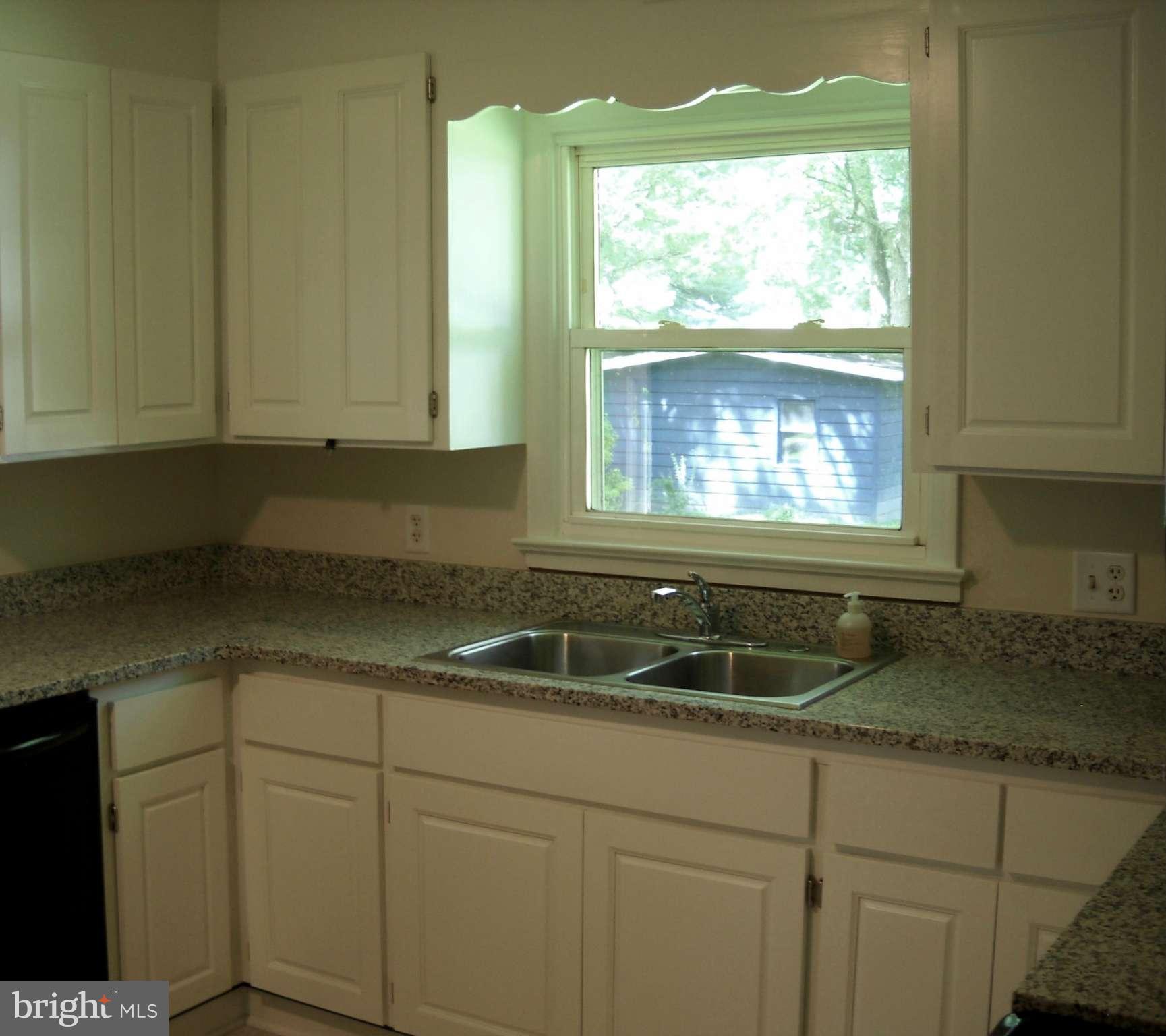 9084 Glebe Creek Road Easton, MD 21601 - Photo 5 of 13 Kitchen