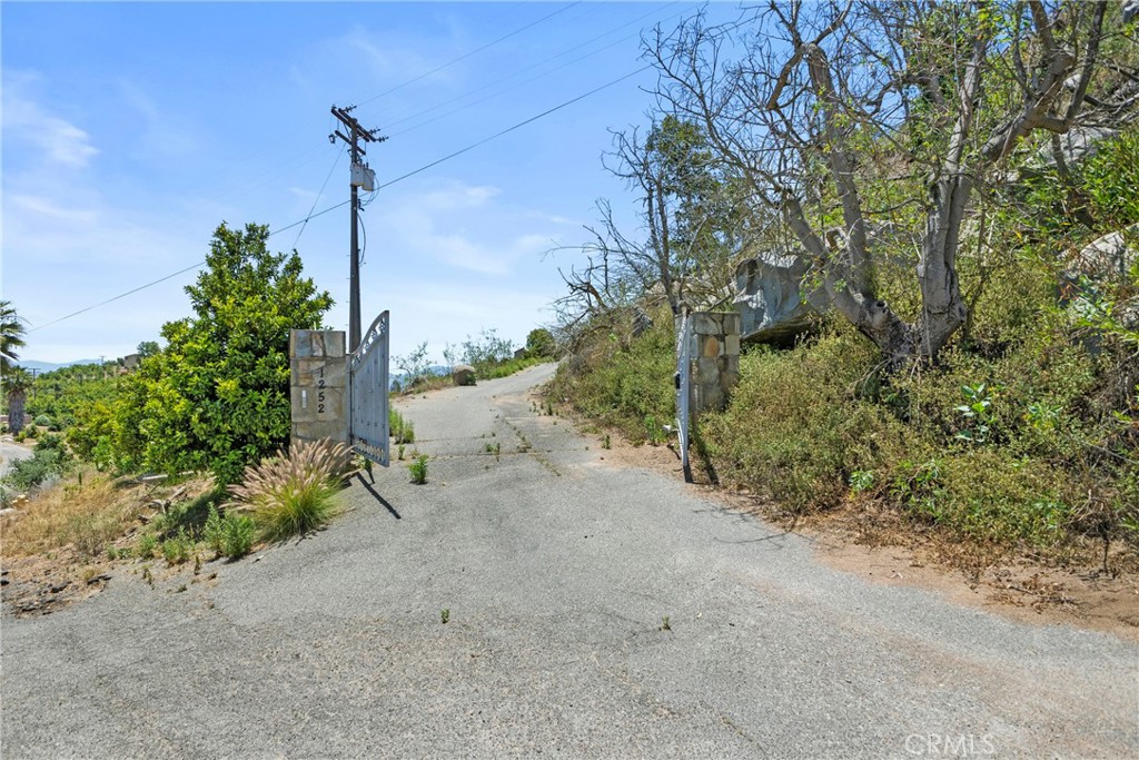 1252 Rancho Luiseno Road Escondido, CA 92026 - Photo 39 of 42