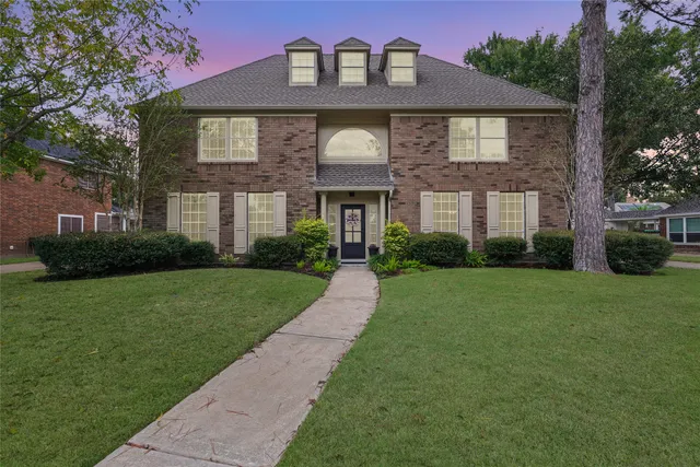 $675,000 | 24714 Valleylight Drive, Katy, TX 77494