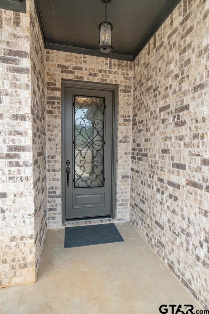 3531 Chapel View Tyler, TX 75707 - Photo 7 of 48 a living room with a fireplace