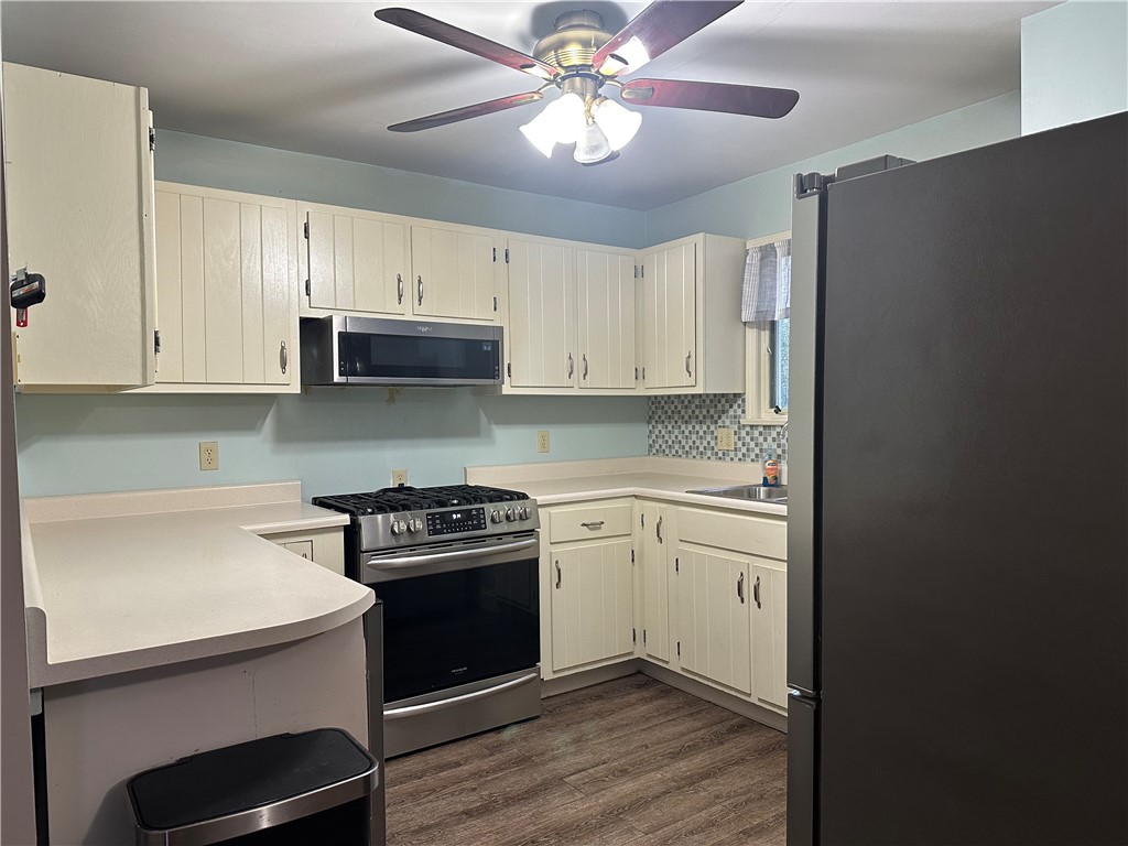 256 Stone Road Greece, NY 14616 - Photo 13 of 47 Gallery Image 13