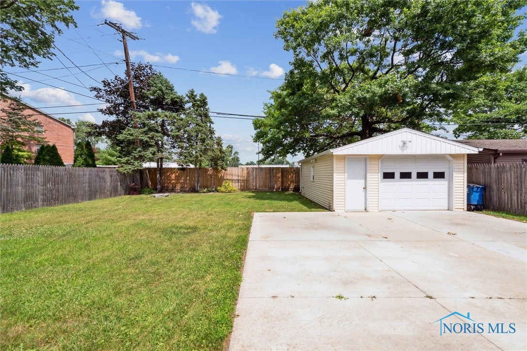 1818 Winchester Road Toledo, OH 43613 - Photo 40 of 48 Gallery Image 40