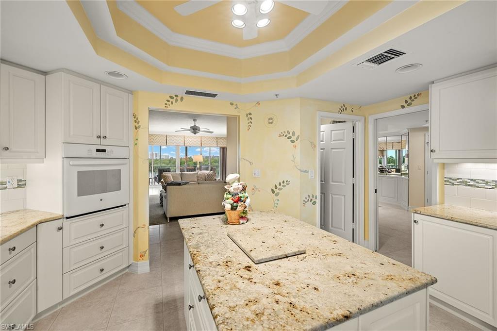 425 Dockside Drive, Unit 301 Naples, FL 34110 - Photo 17 of 46