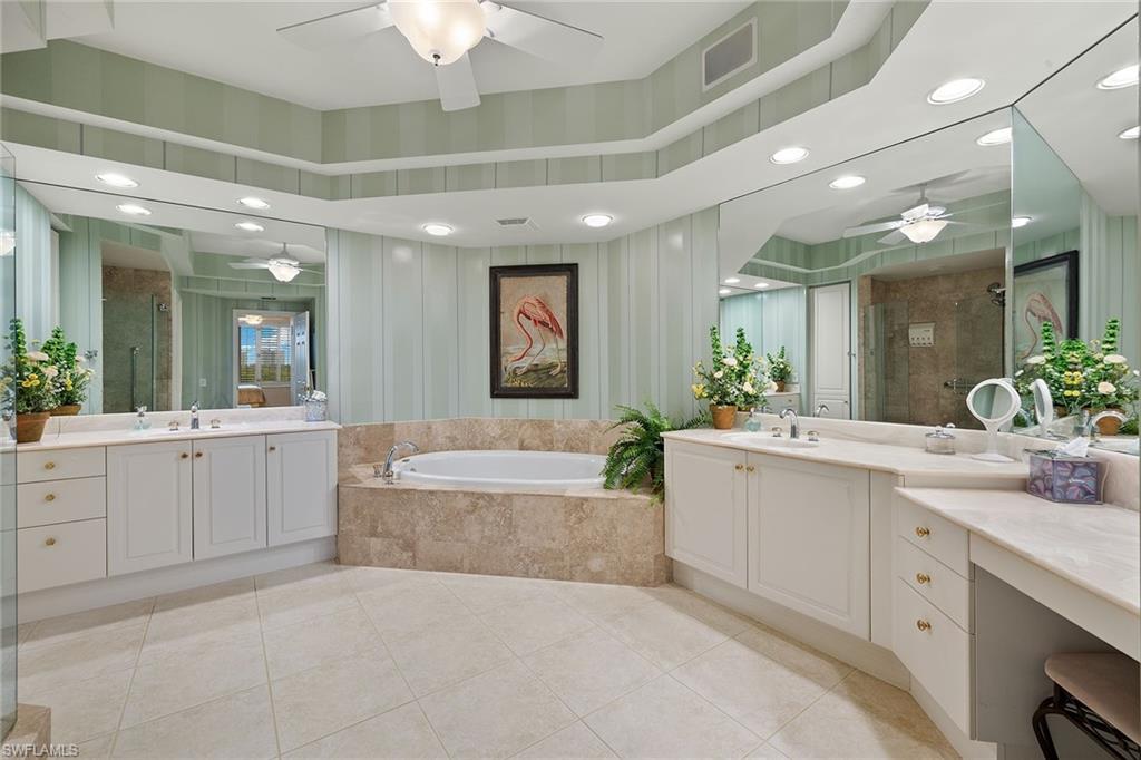 425 Dockside Drive, Unit 301 Naples, FL 34110 - Photo 25 of 46