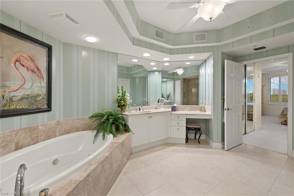 425 Dockside Drive, Unit 301 Naples, FL 34110 - Photo 26 of 46