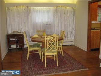 135 Coleman Road Hamilton, NJ 08690 - Photo 6 of 9 Dining Room