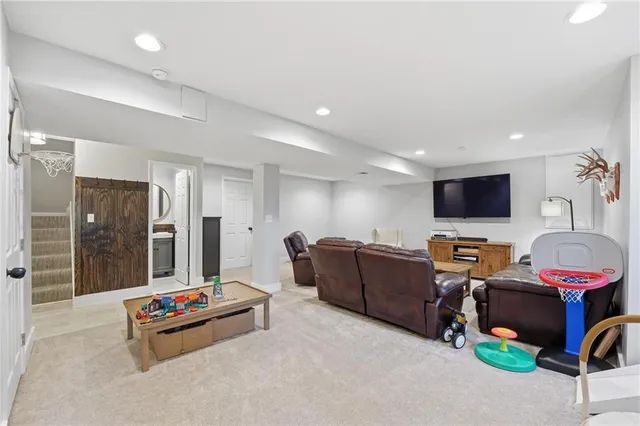 $329,950 | 1716 Northeast Misty Lane, Lee's Summit, MO 64086