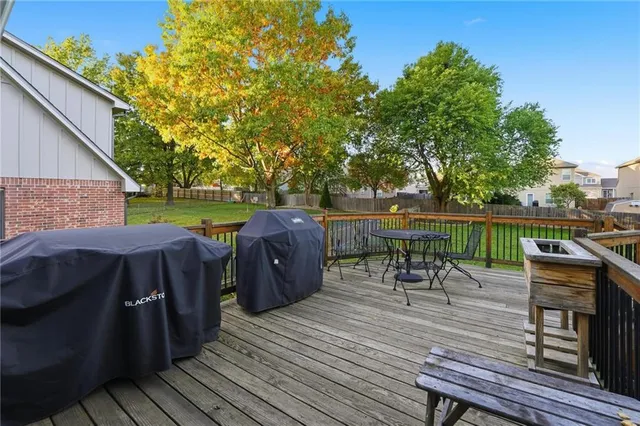 $329,950 | 1716 Northeast Misty Lane, Lee's Summit, MO 64086