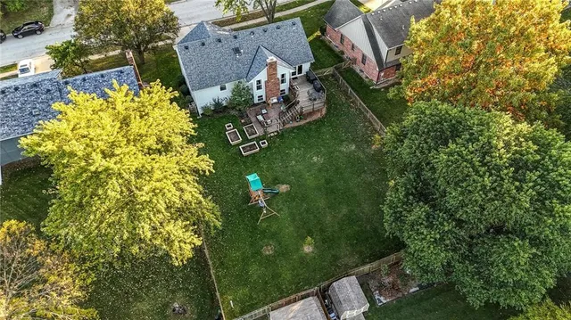 $329,950 | 1716 Northeast Misty Lane, Lee's Summit, MO 64086