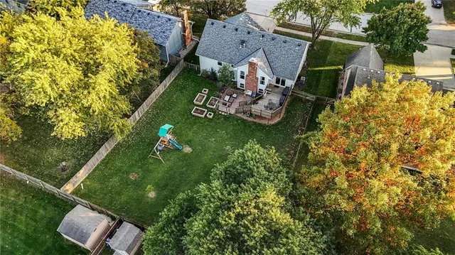 $329,950 | 1716 Northeast Misty Lane, Lee's Summit, MO 64086