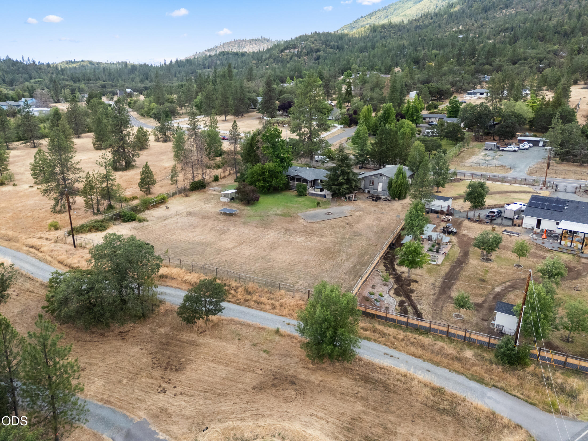 555 Grouse Creek Road Grants Pass, OR 97526 - Photo 48 of 57