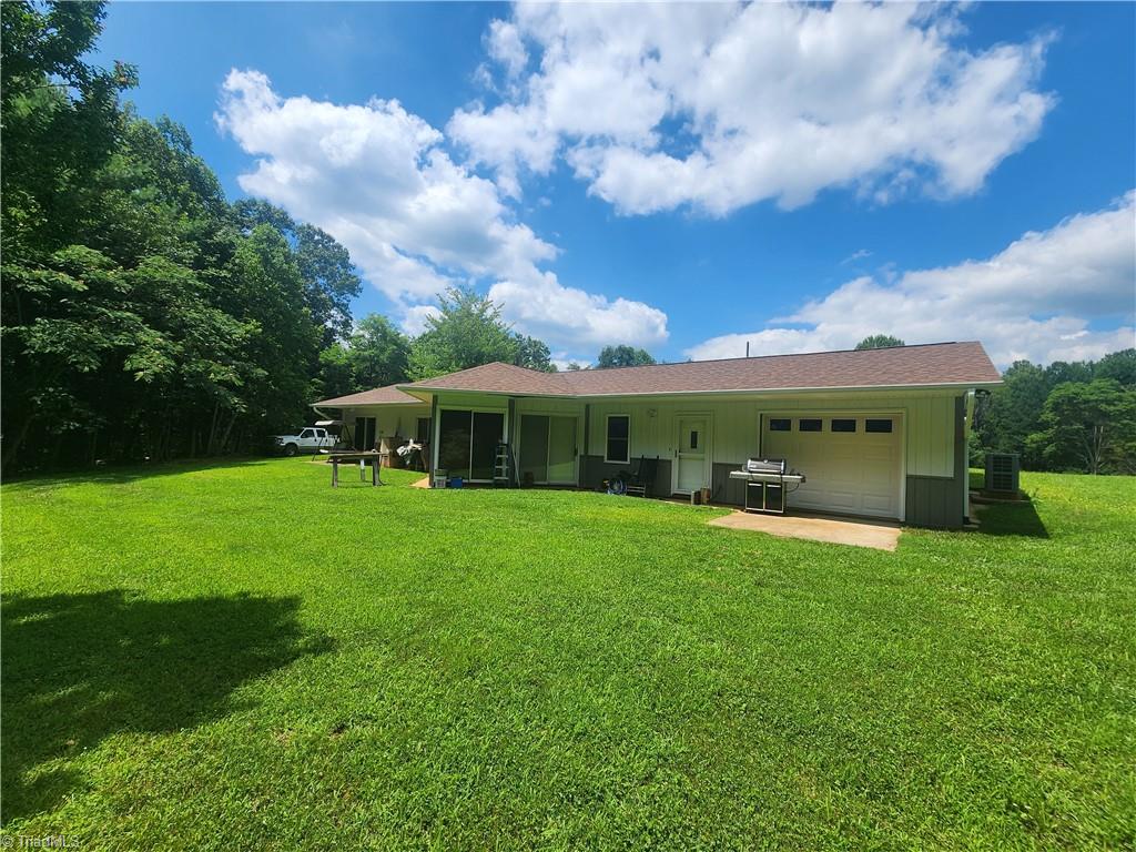 59 Pear Tree Lane Ararat, VA 24053 - Photo 1 of 14