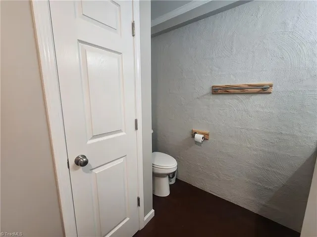 $1,400 | 59 Pear Tree Lane, Ararat, VA 24053