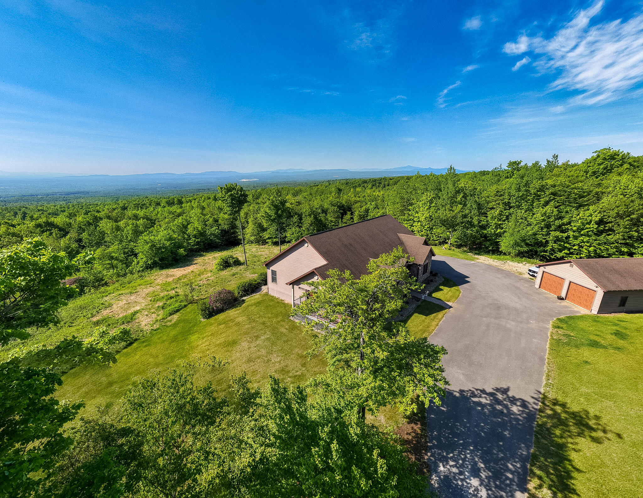 285 Agnew Road Morrisonville, NY 12962 - Photo 35 of 40