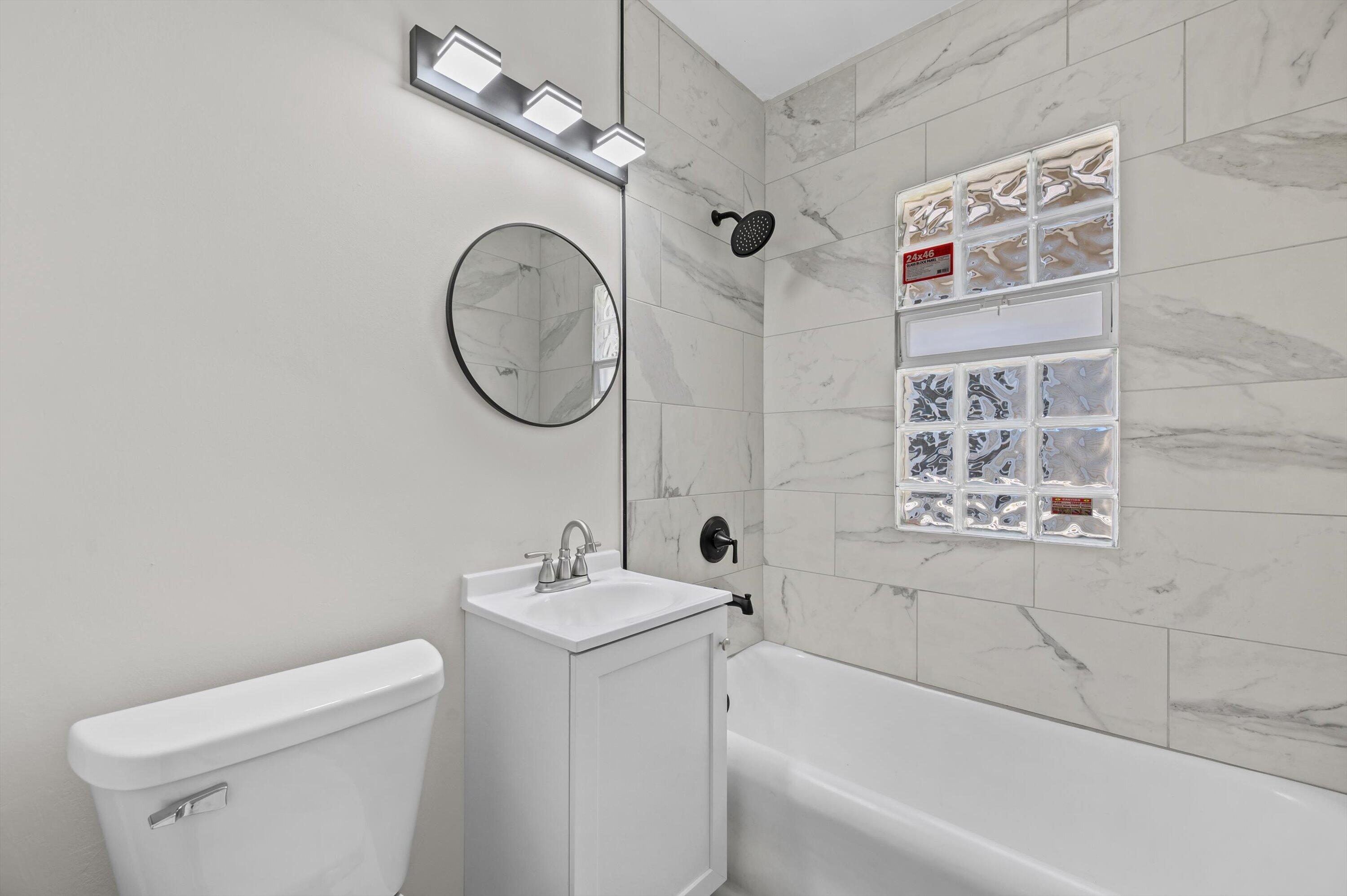 5543 North 34th Street Milwaukee, WI 53209 - Photo 19 of 37 beautiful updates!