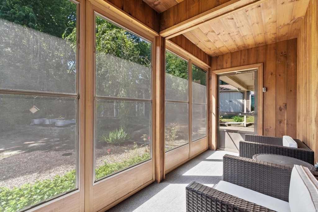 89 Stony Brook Road Raynham, MA 02767 - Photo 9 of 23