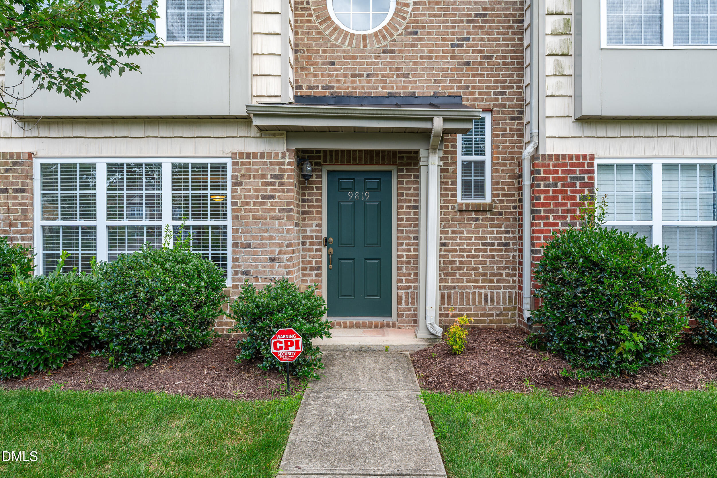 9819 Castain Drive Raleigh, NC 27617 - Photo 2 of 27 3_9819 castain dr, exterior-3
