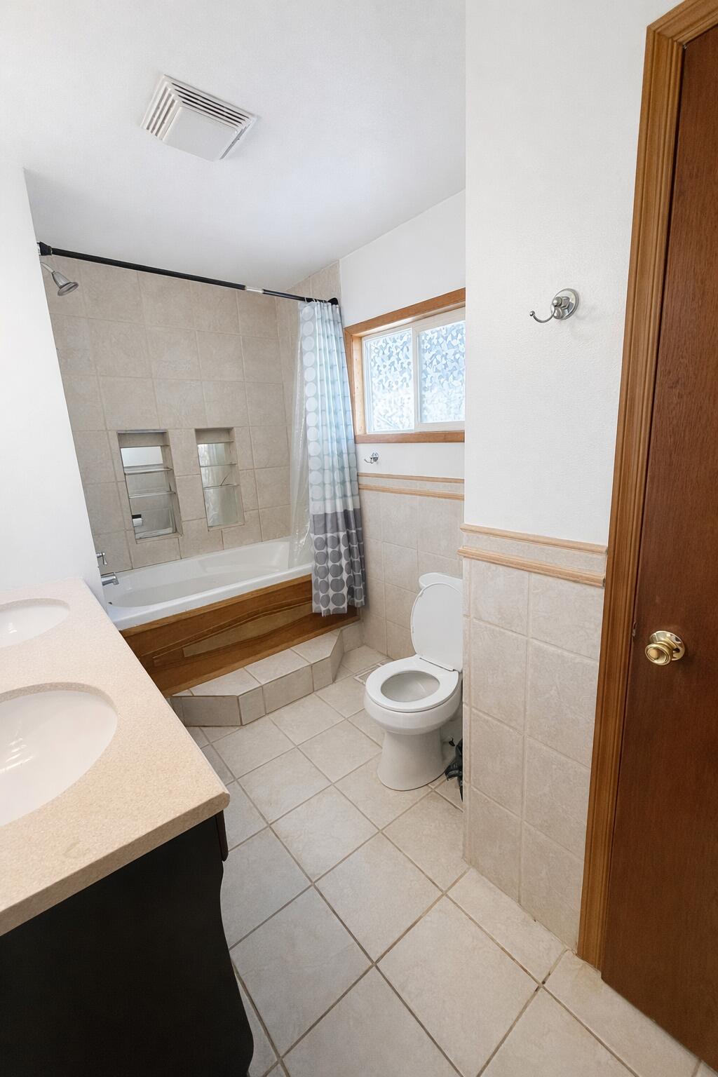 1916 Wallace Street Gary, IN 46404 - Photo 9 of 12 1024x1536