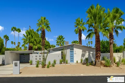 $1,075,000 | 406 East Desert Holly Circle, Palm Springs, CA 92262