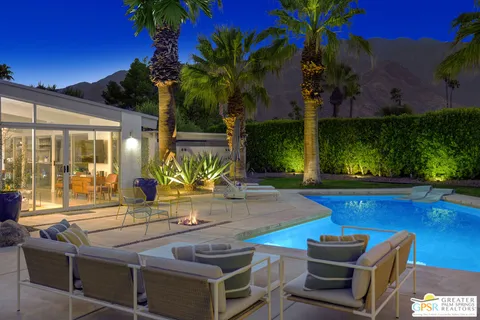 $1,075,000 | 406 East Desert Holly Circle, Palm Springs, CA 92262