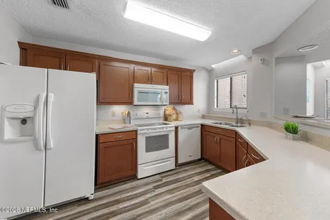 $525,000 | 1007 Big Pine Key, Atlantic Beach, FL 32233