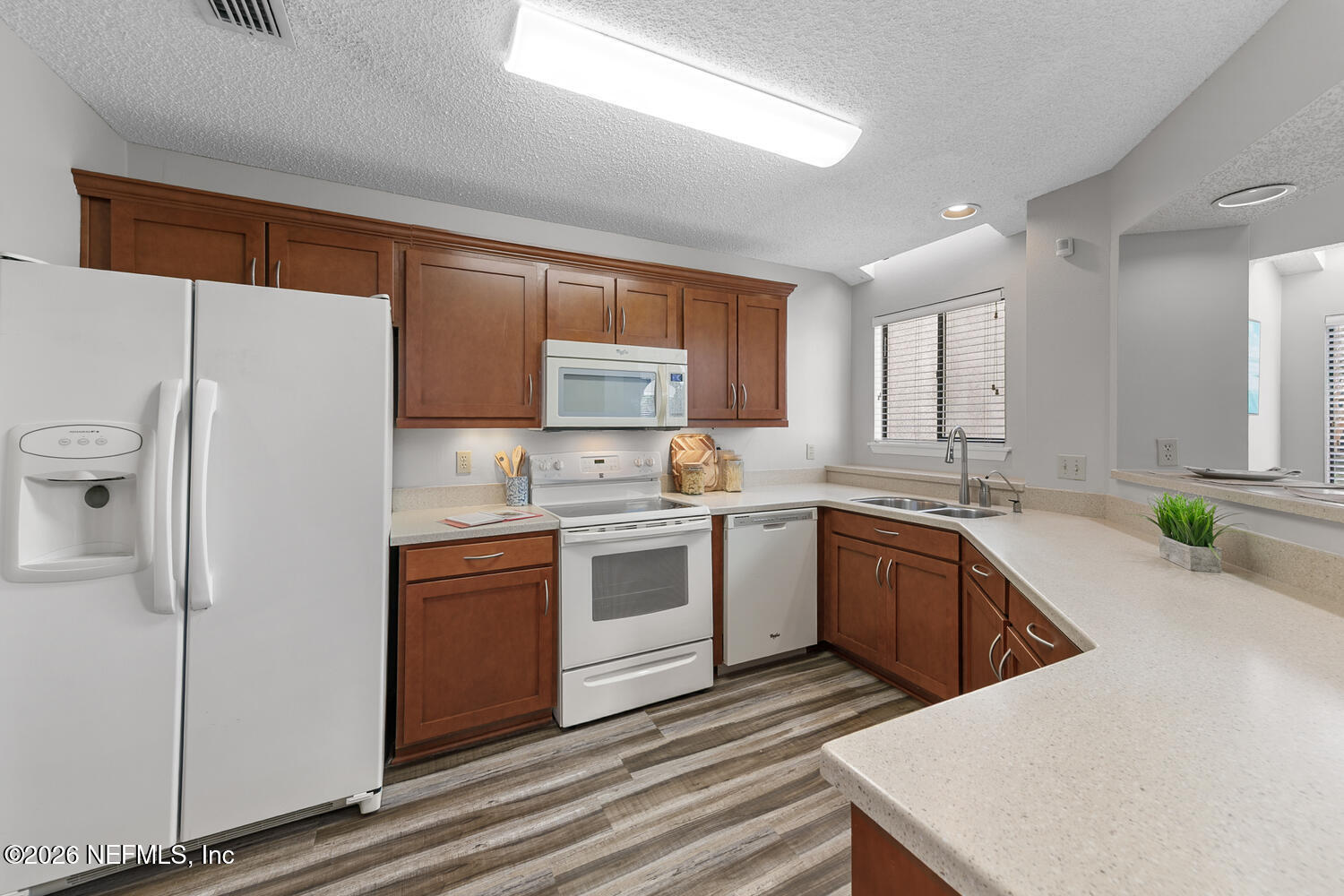 1007 Big Pine Key Atlantic Beach, FL 32233 - Photo 8 of 29 Kitchen