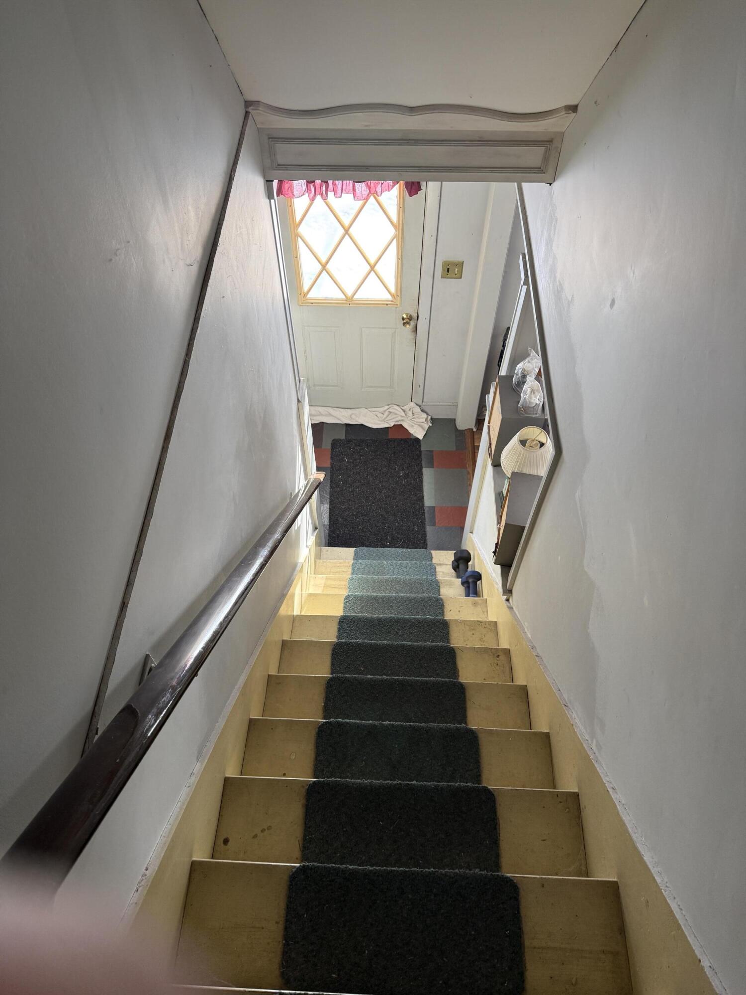 5 Nichol Street Paris, ME 04281 - Photo 13 of 30 Stairwell