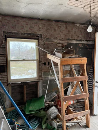 $218,000 | 5 Nichol Street, Paris, ME 04281