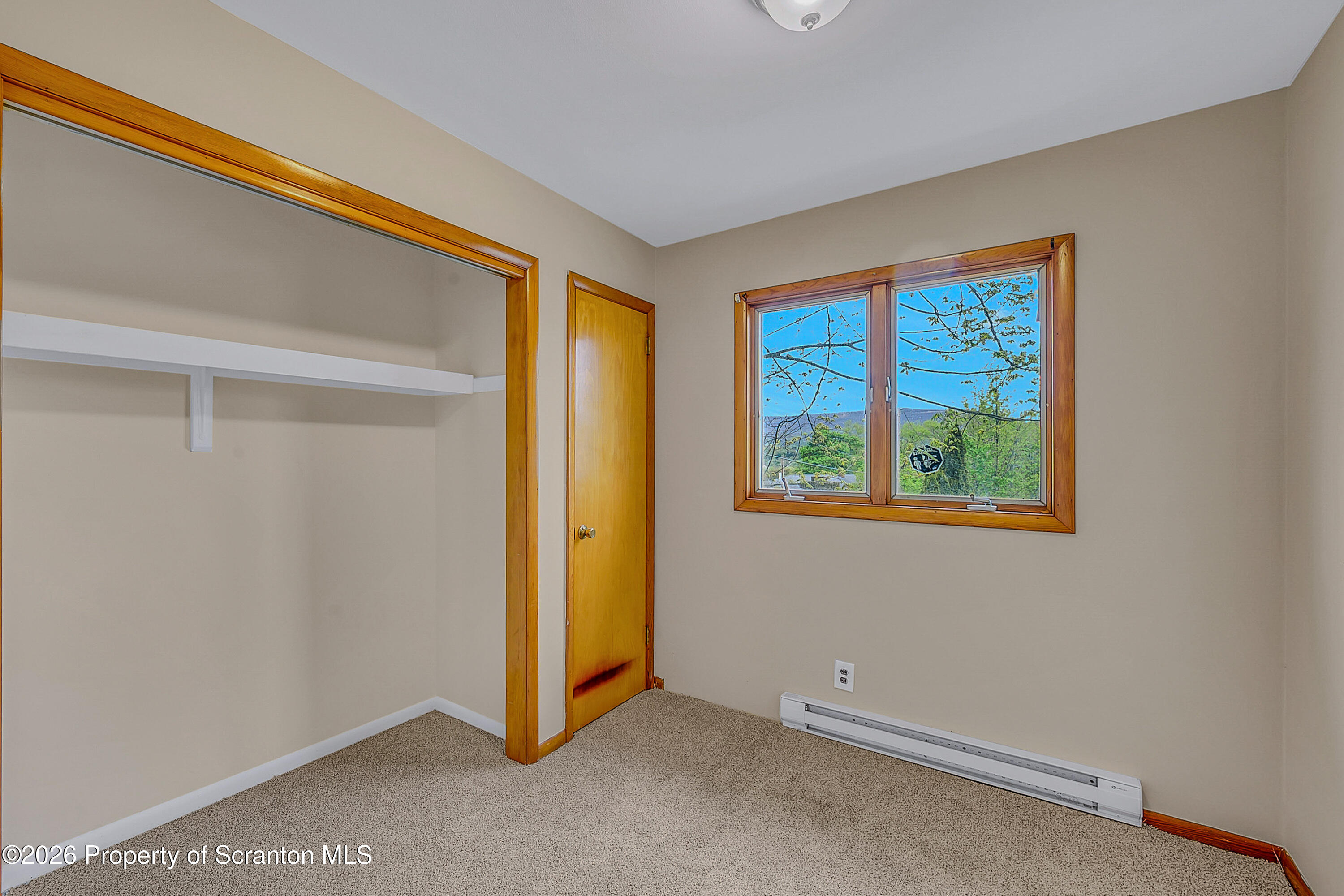 1120 Fisk Street Scranton, PA 18509 - Photo 17 of 22 R Fisk -27