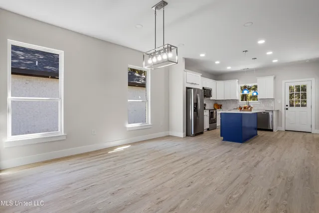 $235,000 | 2310 Jackson Avenue, Pascagoula, MS 39567