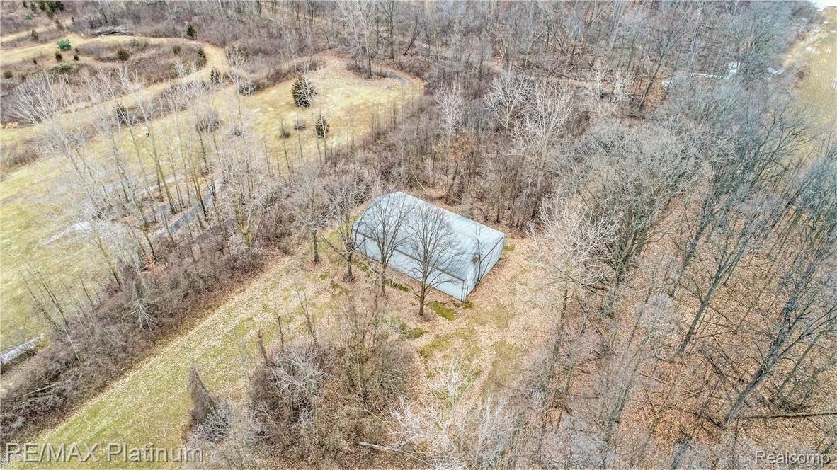 12268 Jennings Road Linden, MI 48451 - Photo 28 of 42 DJI_0597.jpg