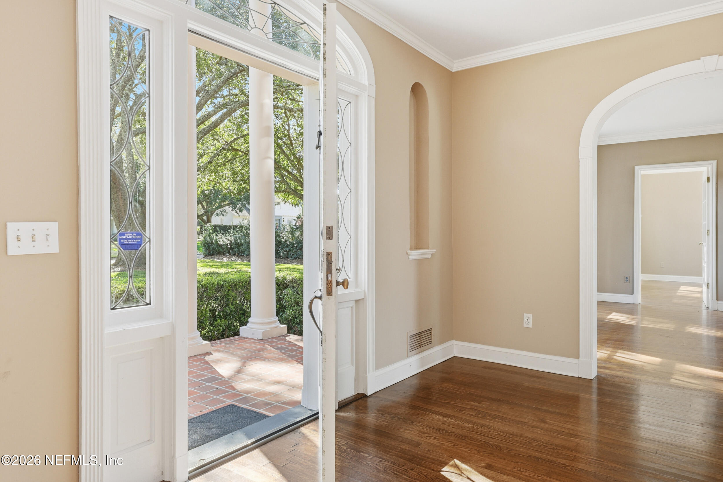 959 Maple Lane Jacksonville, FL 32207 - Photo 10 of 132 WELCOME!