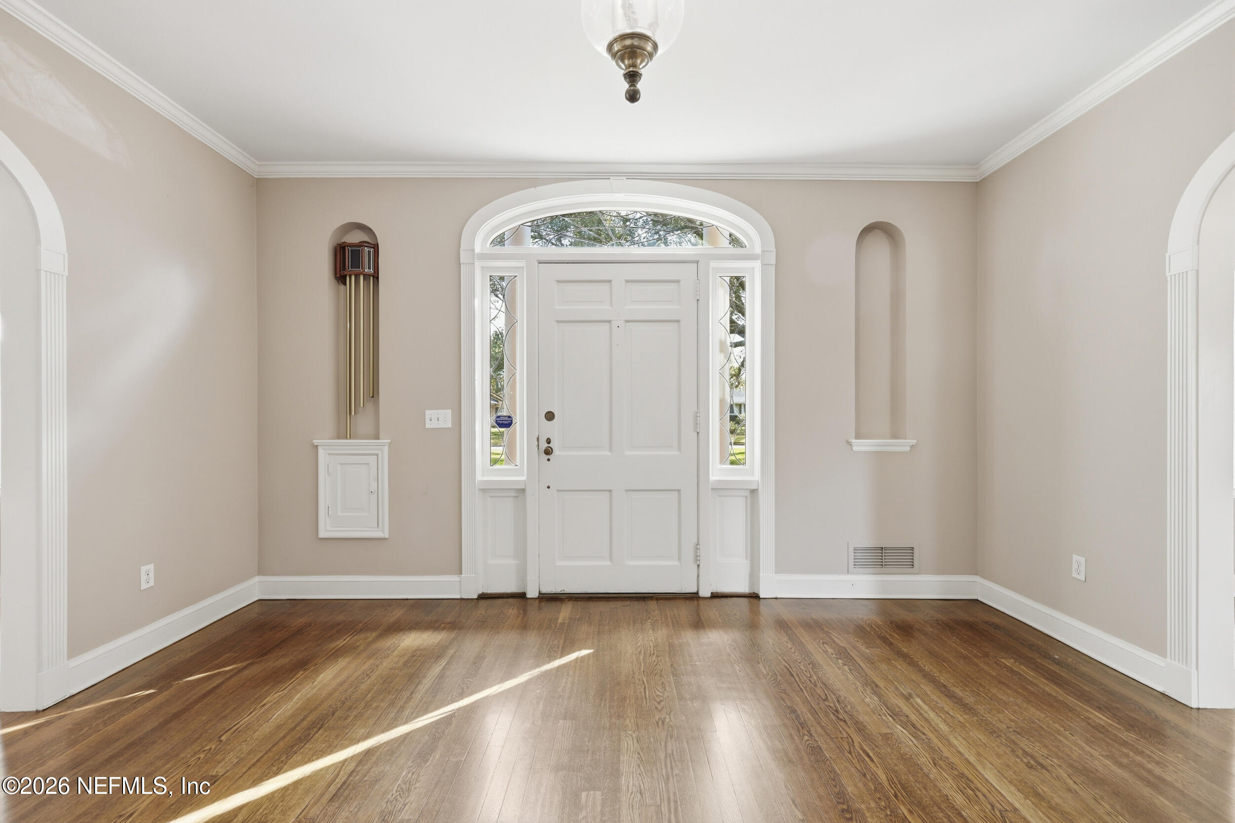 959 Maple Lane Jacksonville, FL 32207 - Photo 13 of 132 FOYER