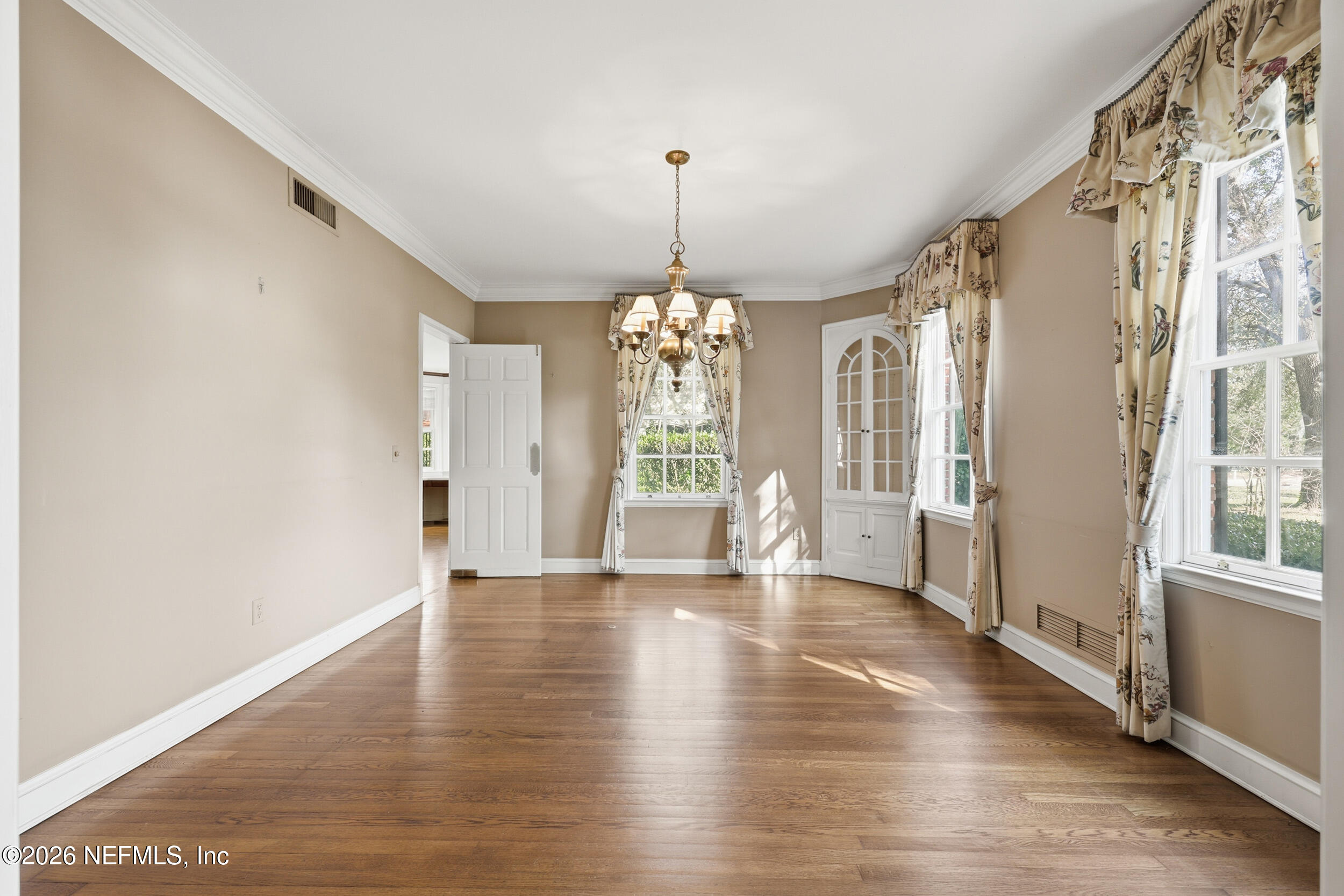 959 Maple Lane Jacksonville, FL 32207 - Photo 26 of 132 DINING ROOM