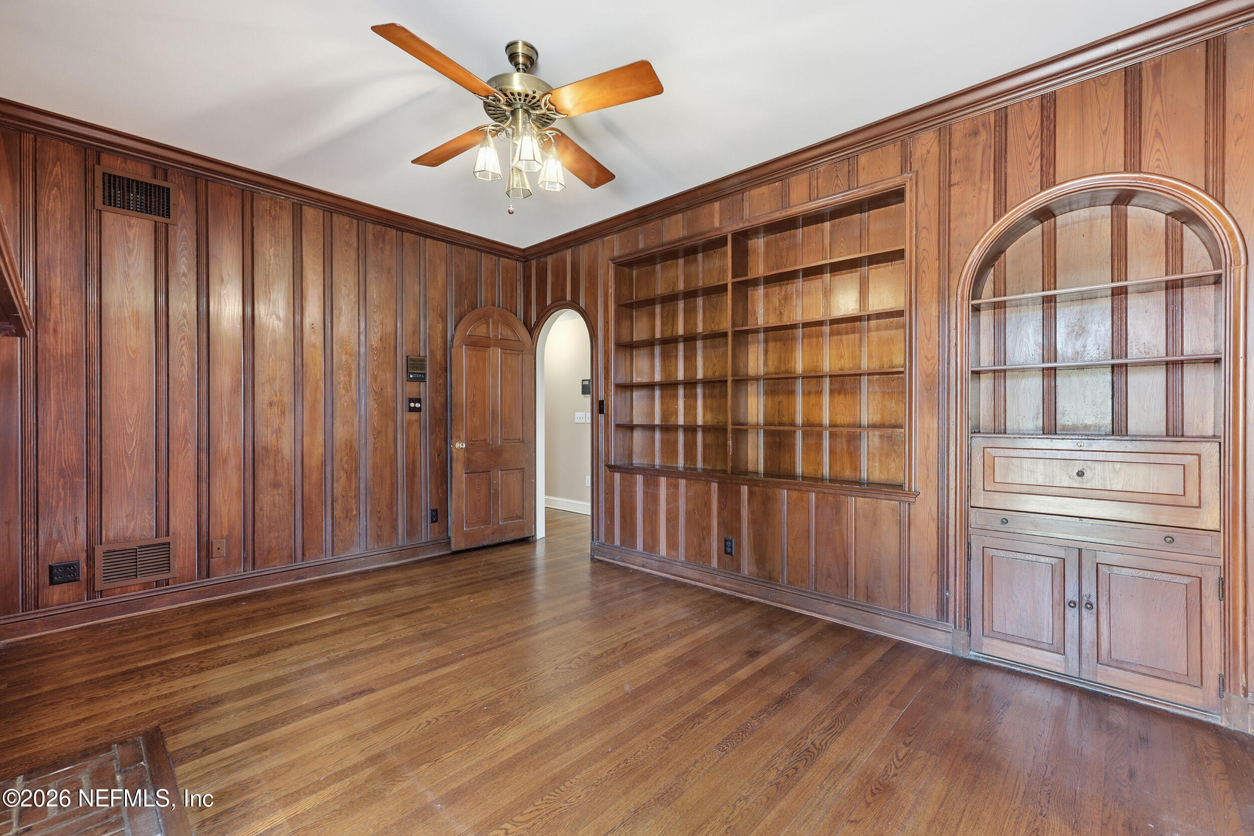 959 Maple Lane Jacksonville, FL 32207 - Photo 31 of 132 LIBRARY/ OFFICE