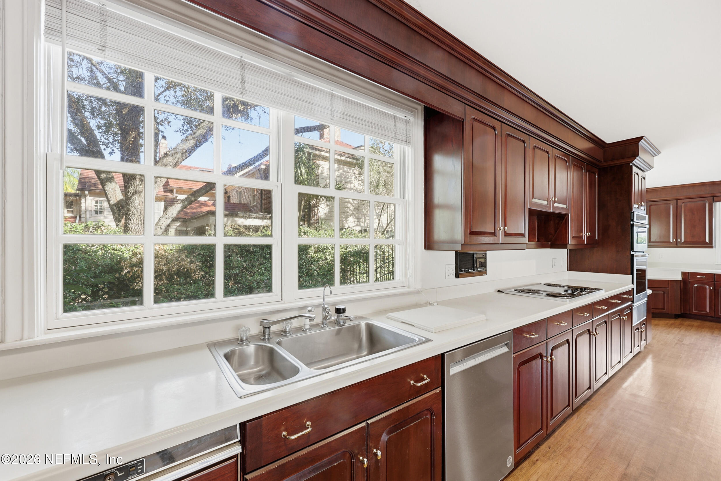 959 Maple Lane Jacksonville, FL 32207 - Photo 42 of 132 KITCHEN