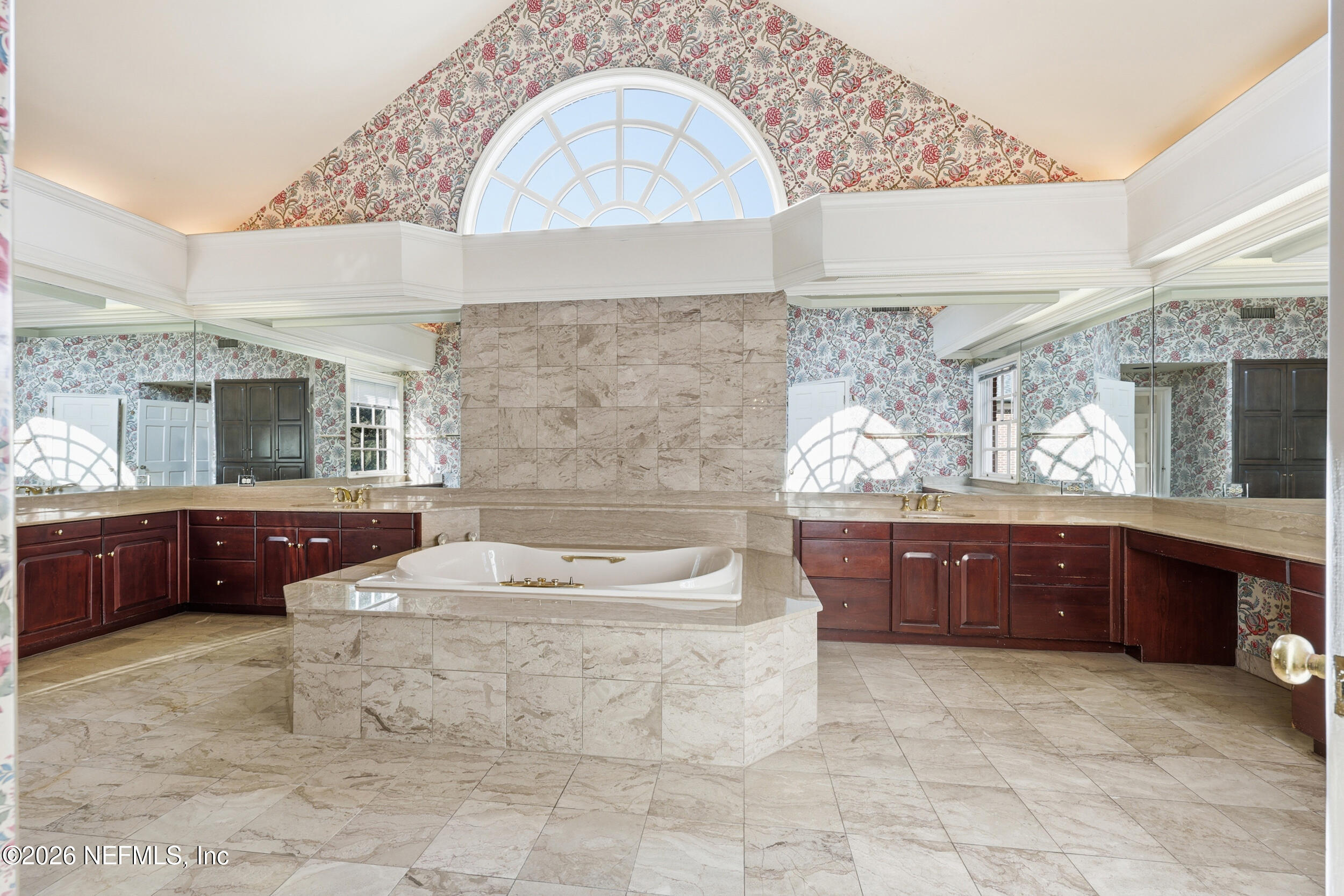 959 Maple Lane Jacksonville, FL 32207 - Photo 57 of 132 PRIMARY BATHROOM