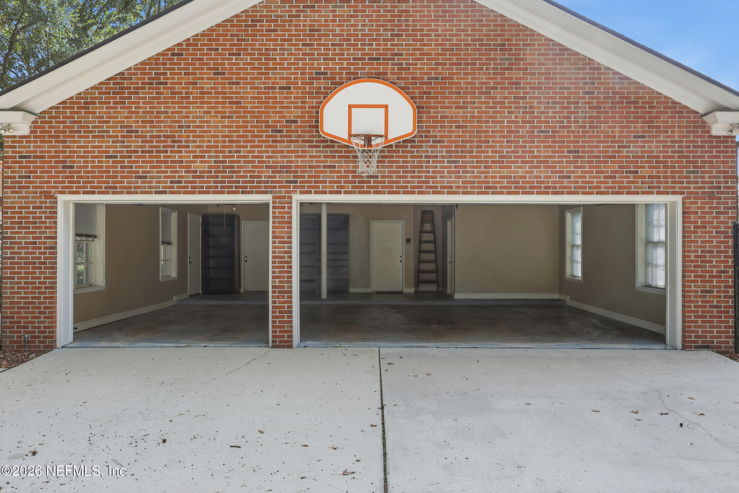 959 Maple Lane Jacksonville, FL 32207 - Photo 92 of 132 3 CAR GARAGE