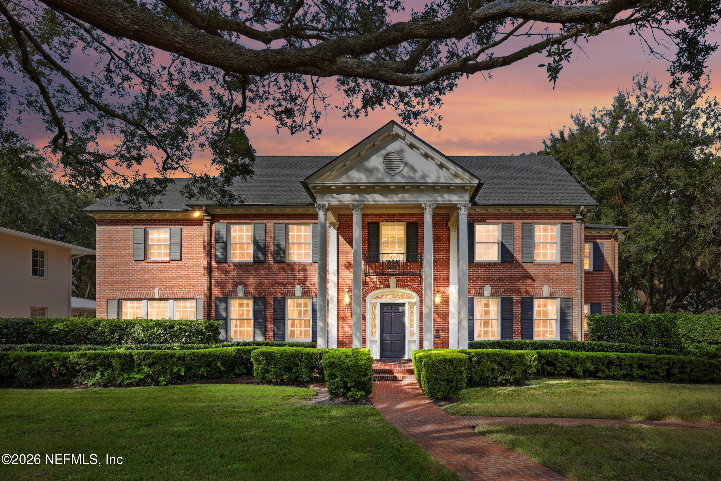 959 Maple Lane Jacksonville, FL 32207 - Photo 9 of 132 Evening View