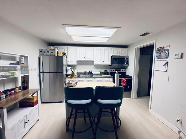 $1,900 | 7220 Southgate Boulevard, Unit 7220, Tamarac, FL 33321