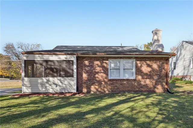 $270,000 | 1703 North Mebane Street, Burlington, NC 27217