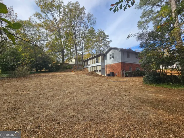 $2,200 | 96 Glencrest Drive, Toccoa, GA 30577