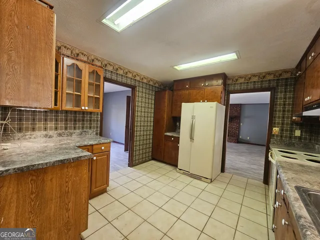 $2,200 | 96 Glencrest Drive, Toccoa, GA 30577